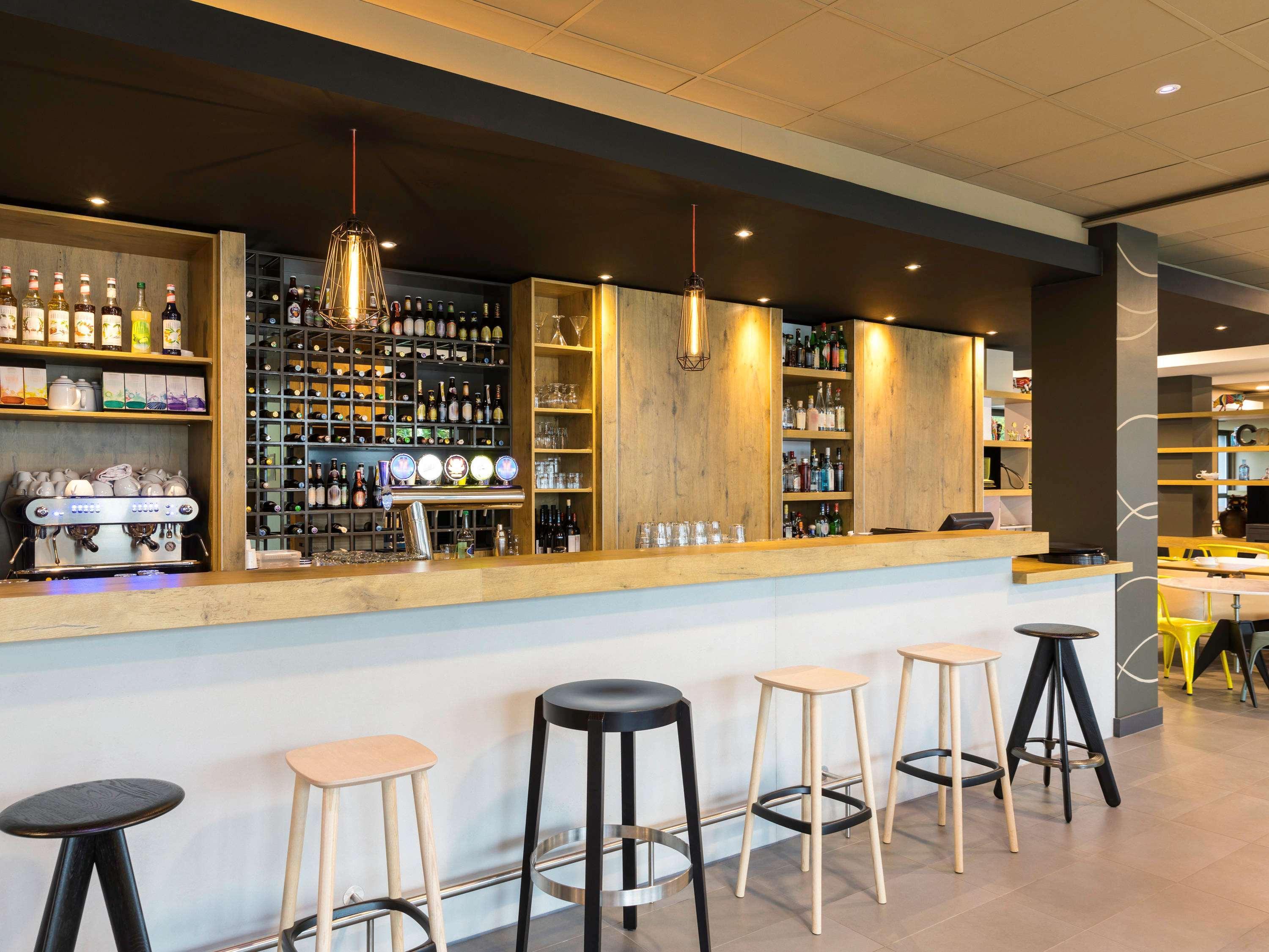 Hotell Ibis Messe Airport Zürich